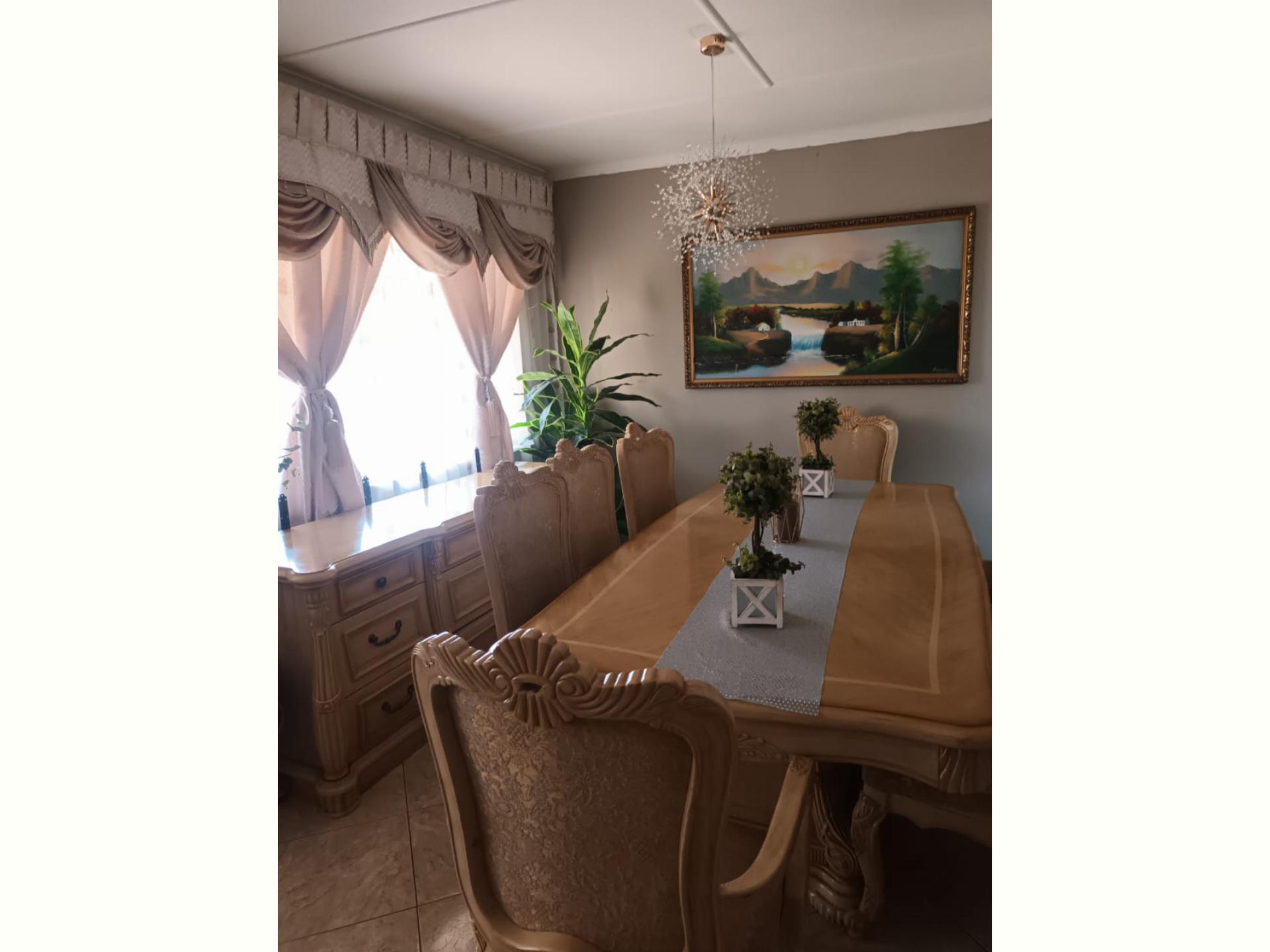  of property in Lindhaven