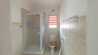 Main Bathroom - 5 square meters of property in Winchester Hills