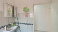 Bathroom 1 - 5 square meters of property in Winchester Hills