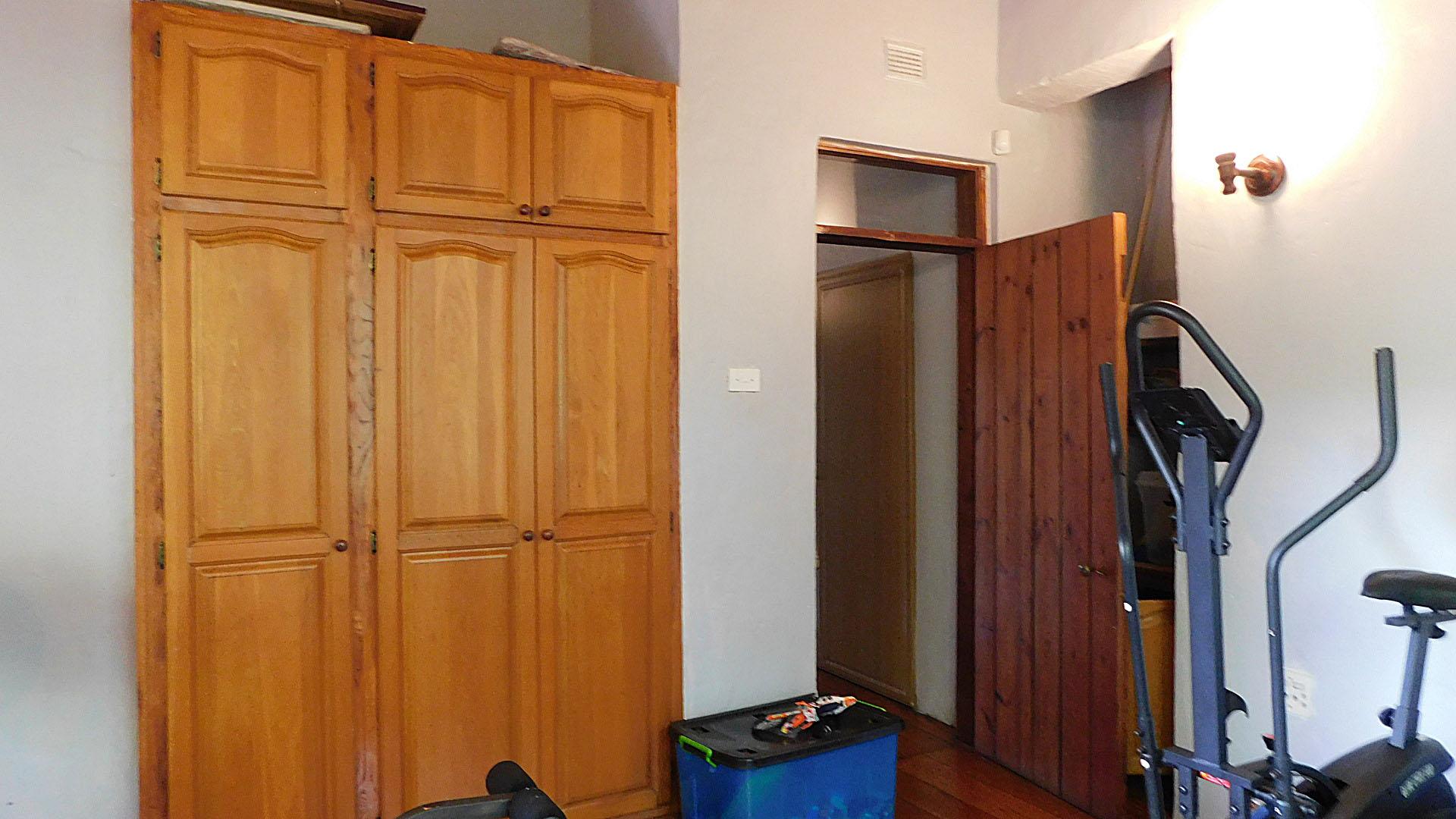 Bed Room 3 - 21 square meters of property in Kingsburgh