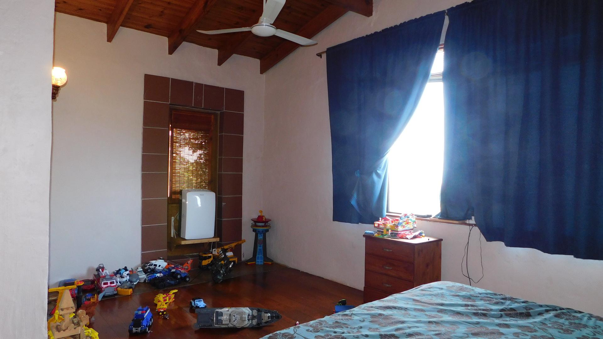 Bed Room 4 - 27 square meters of property in Kingsburgh