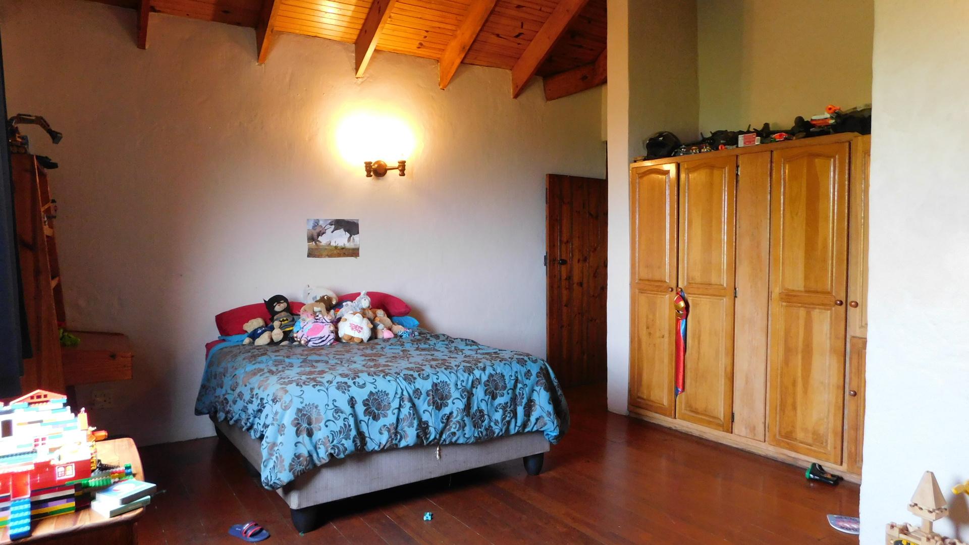 Bed Room 4 - 27 square meters of property in Kingsburgh