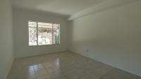 Main Bedroom - 20 square meters of property in Northcliff