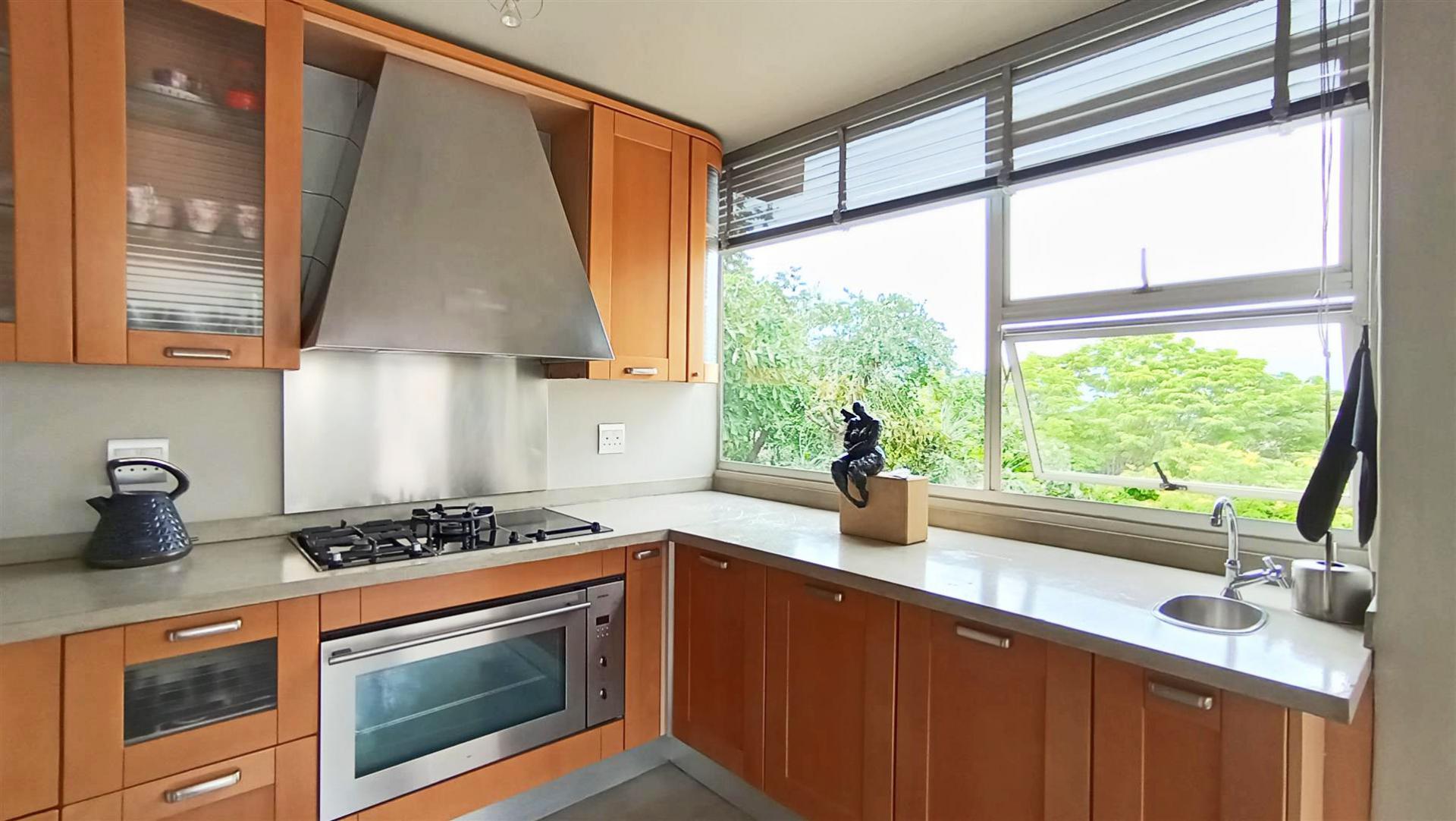 Kitchen - 51 square meters of property in Muckleneuk