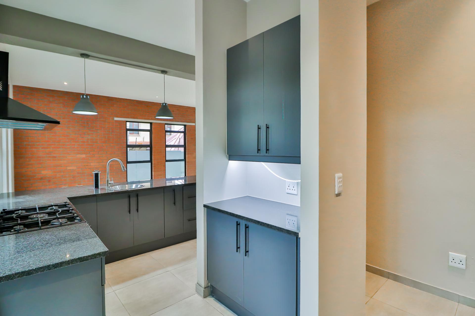 4 Bedroom House for Sale For Sale in Fairlands MR606071