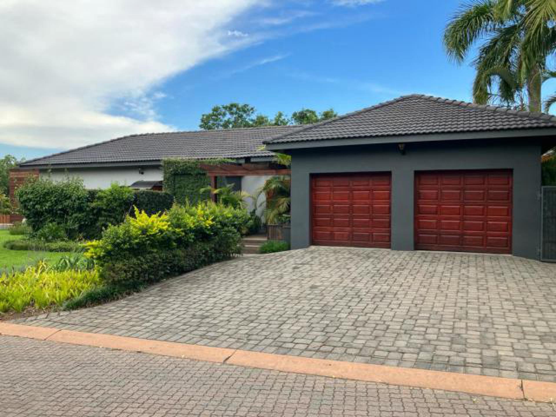 Front View of property in Matumi Golf Lodge