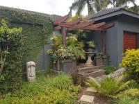 Garden of property in Matumi Golf Lodge