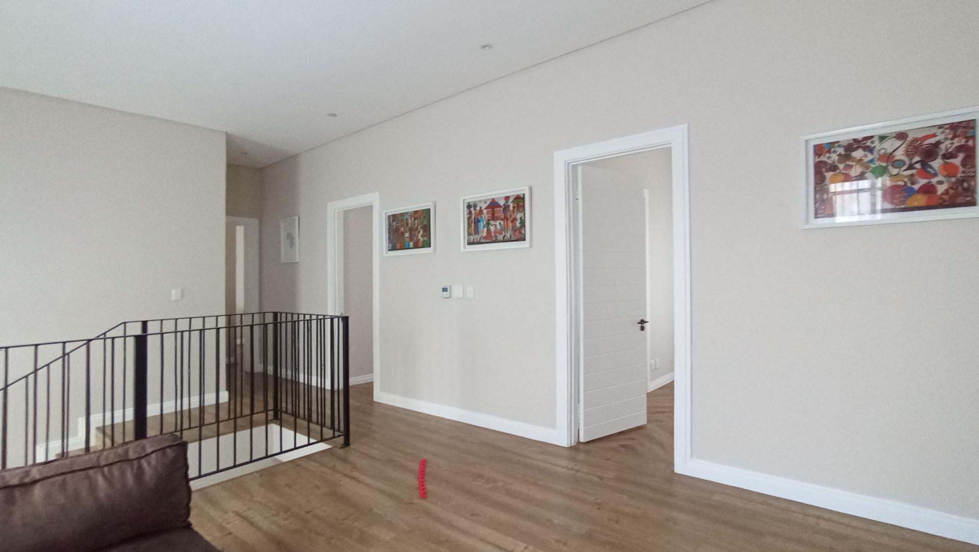 Lounges - 46 square meters of property in Bryanston