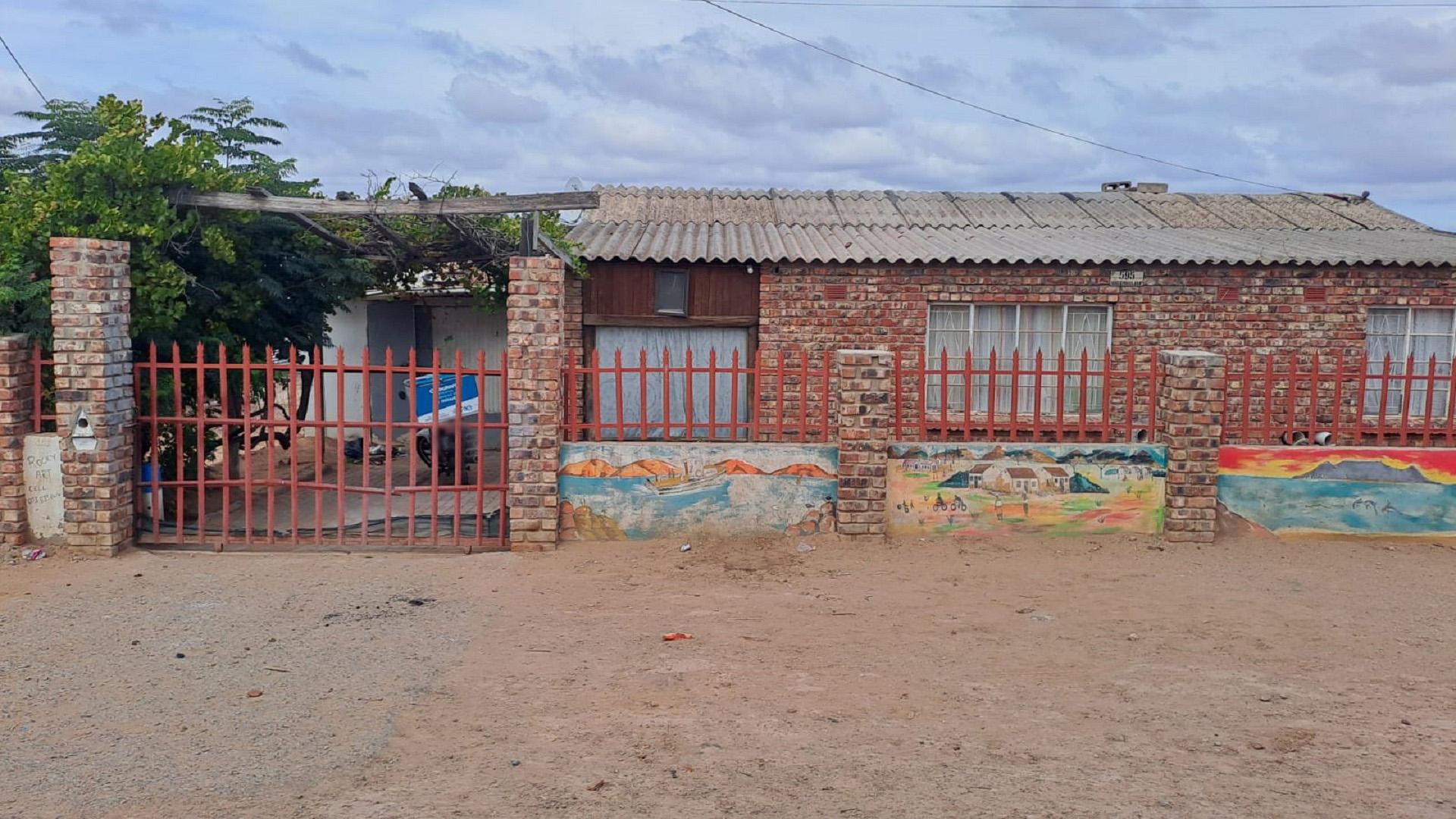Front View of property in Oudtshoorn