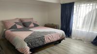 Bed Room 1 of property in Grahamstown