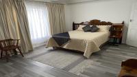 Main Bedroom of property in Grahamstown