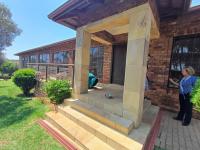  of property in Glenvista