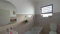 Bathroom 1 - 5 square meters of property in Parkrand