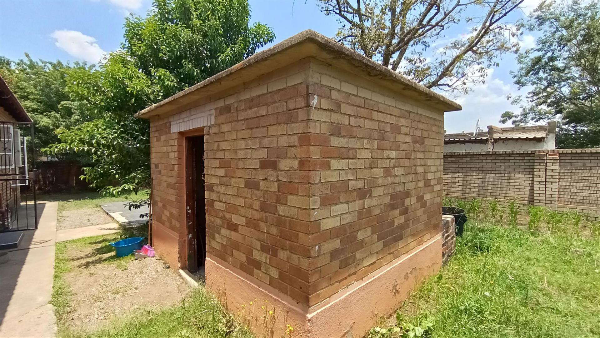 Backyard of property in Jameson Park