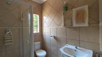 Bathroom 1 - 7 square meters of property in Jameson Park