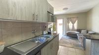 Kitchen - 7 square meters of property in Montana Tuine