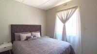 Main Bedroom - 11 square meters of property in Montana Tuine