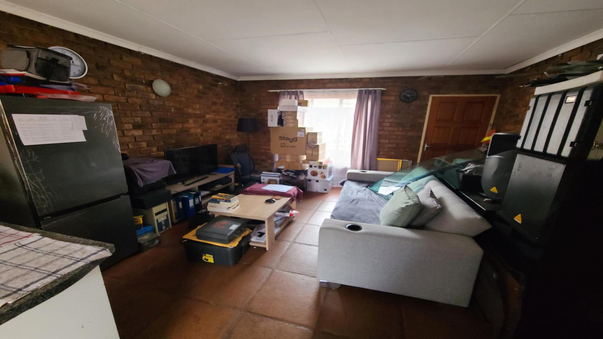 Lounges of property in Elspark