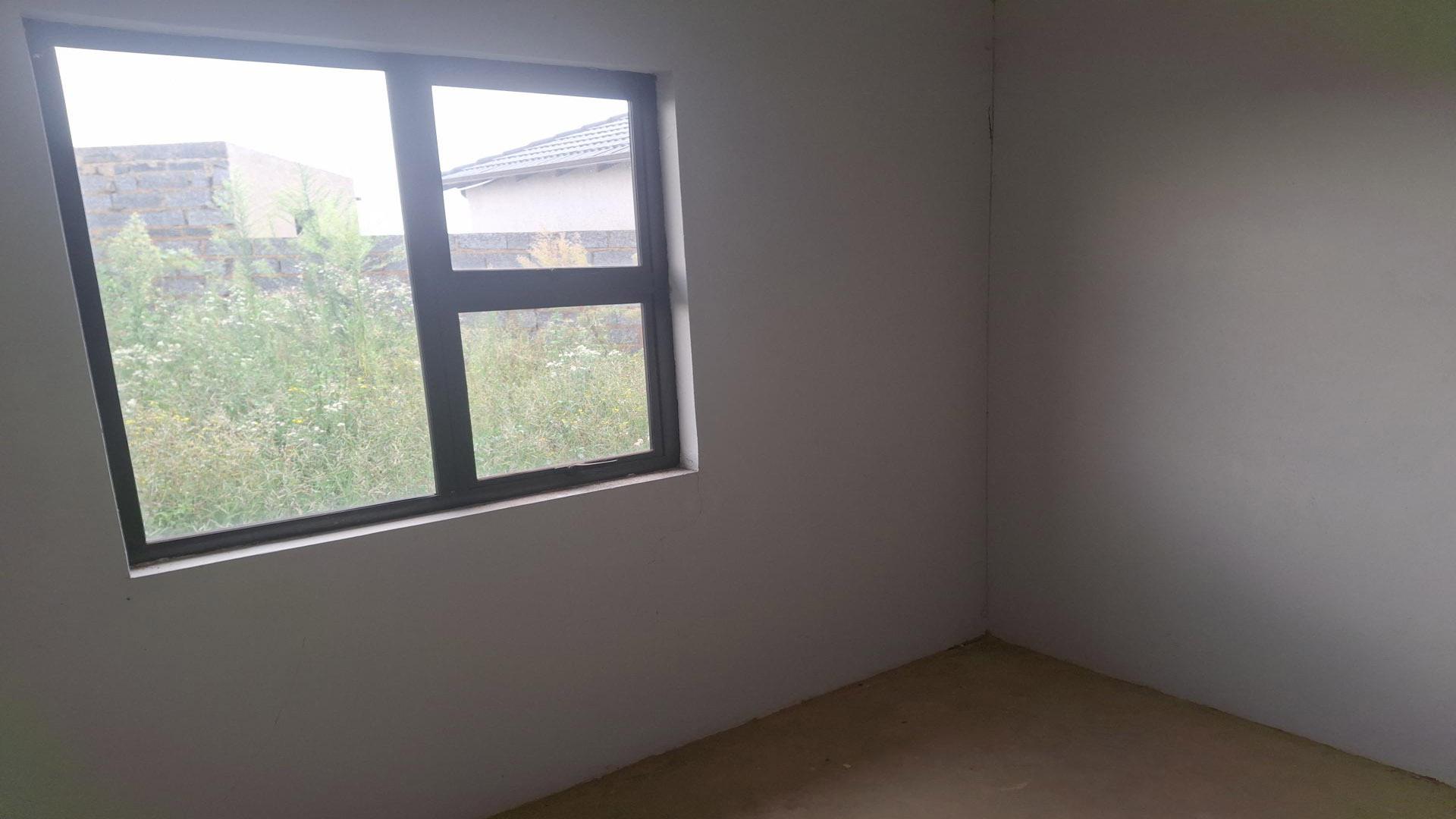 Bed Room 1 of property in Dawn Park