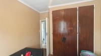 Bed Room 2 - 13 square meters of property in Meyerton