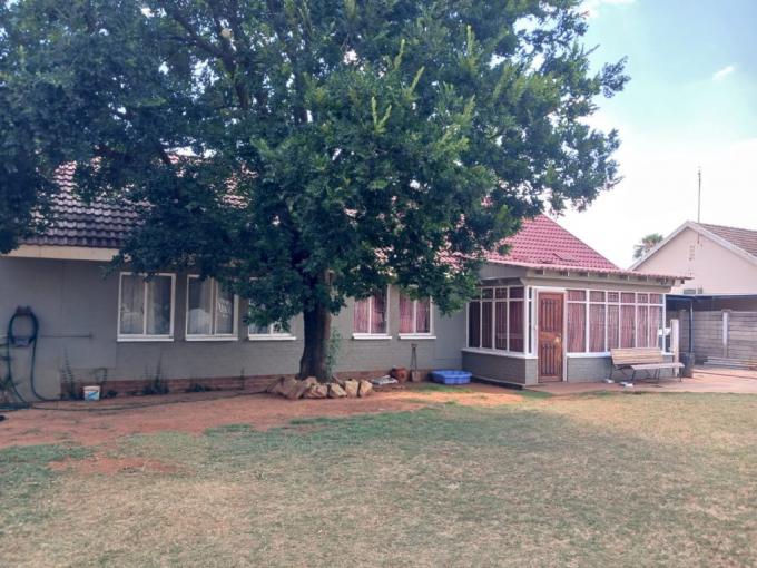 3 Bedroom House for Sale For Sale in Stilfontein - MR606699
