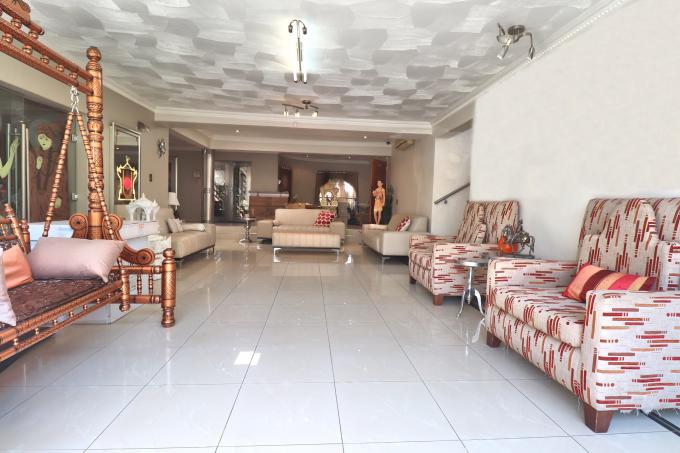 6 Bedroom House for Sale For Sale in Lenasia - MR606795