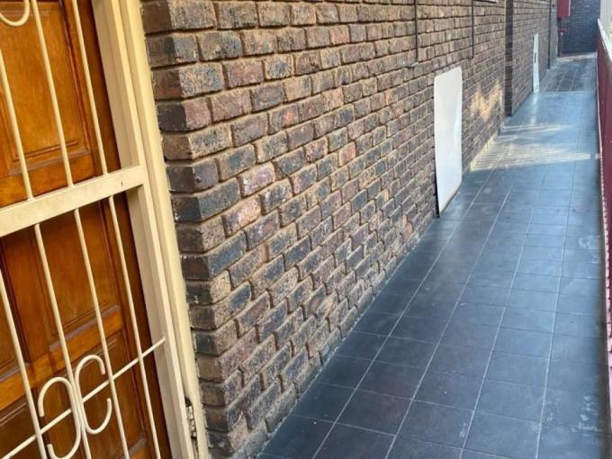 1 Bedroom Apartment for Sale For Sale in Pretoria West - MR606884