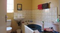 Bathroom 1 - 5 square meters of property in Protea Glen