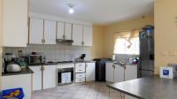 Kitchen - 14 square meters of property in Tongaat