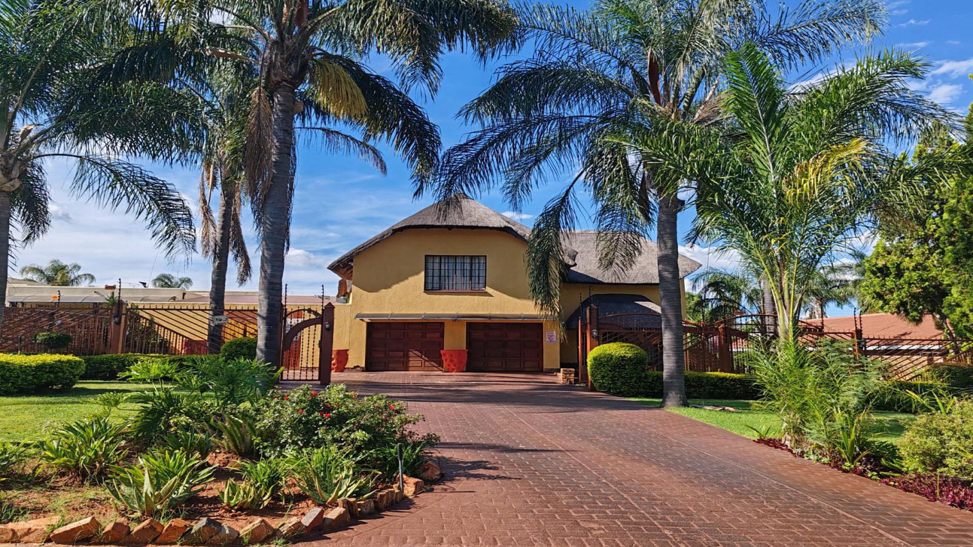 Front View of property in Amandasig