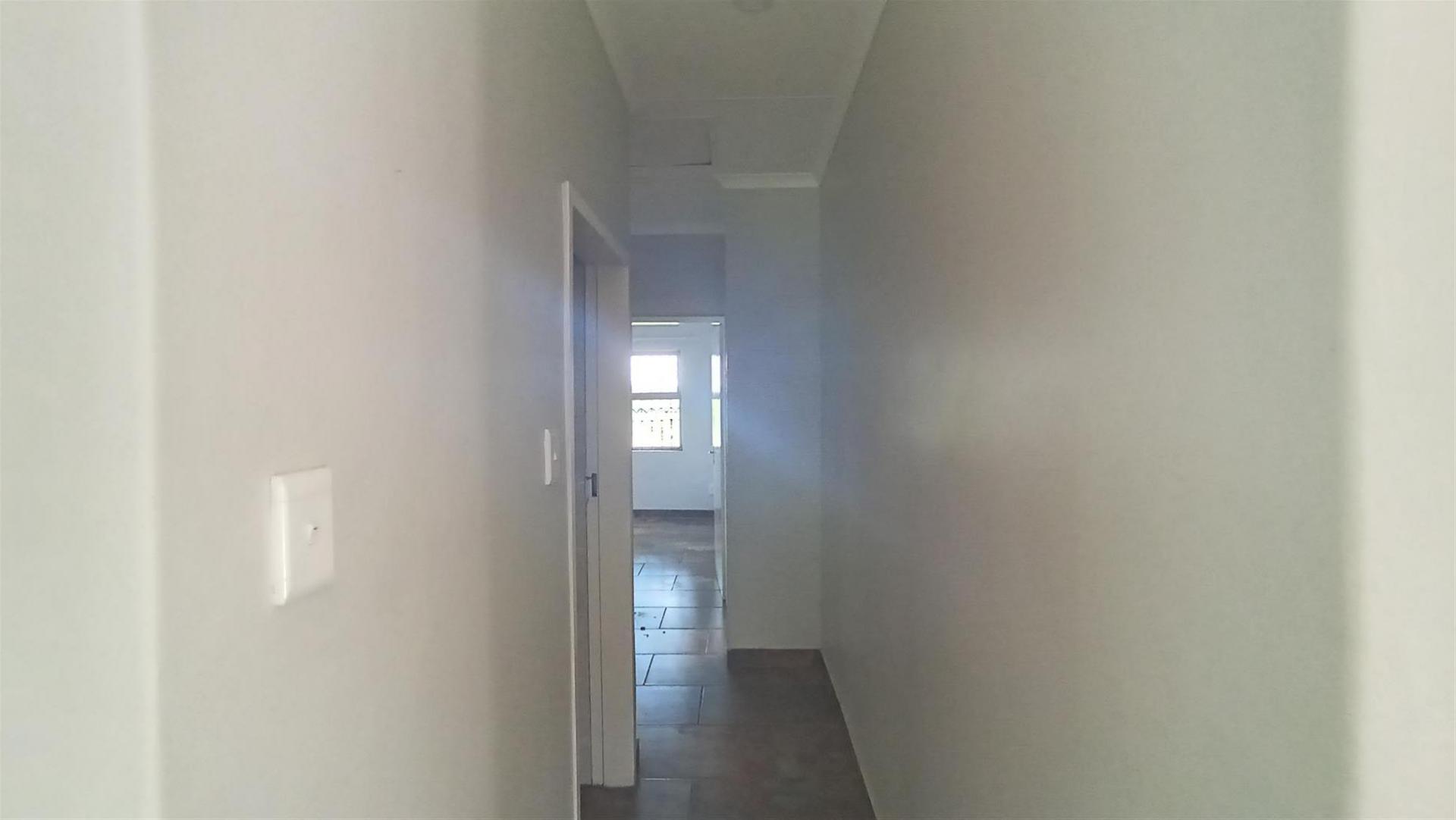 Spaces - 10 square meters of property in Daleside