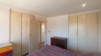 Bed Room 2 - 17 square meters of property in Albertsdal