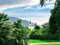 9 Bedroom 8 Bathroom Guest House for Sale for sale in Barrydale