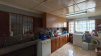 Scullery - 20 square meters of property in South Hills