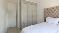 Bed Room 1 - 11 square meters of property in Erand Gardens