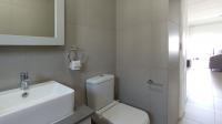 Bathroom 1 - 5 square meters of property in Erand Gardens