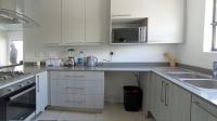 Kitchen - 10 square meters of property in Erand Gardens