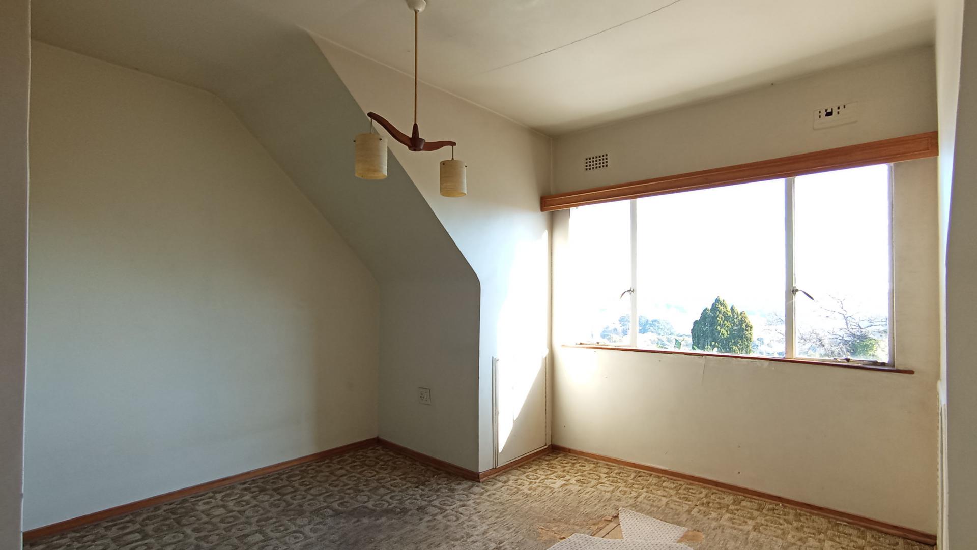 Bed Room 3 - 15 square meters of property in Kensington - JHB