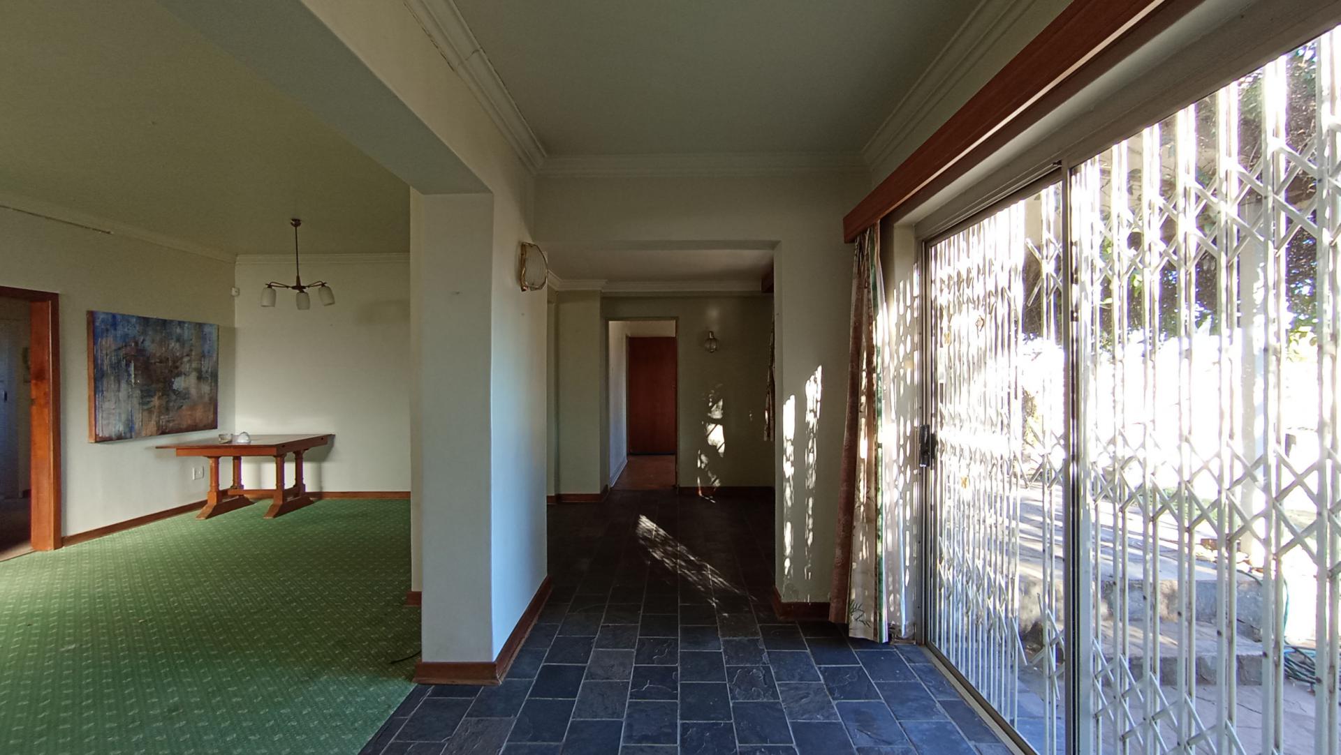 Entertainment - 19 square meters of property in Kensington - JHB