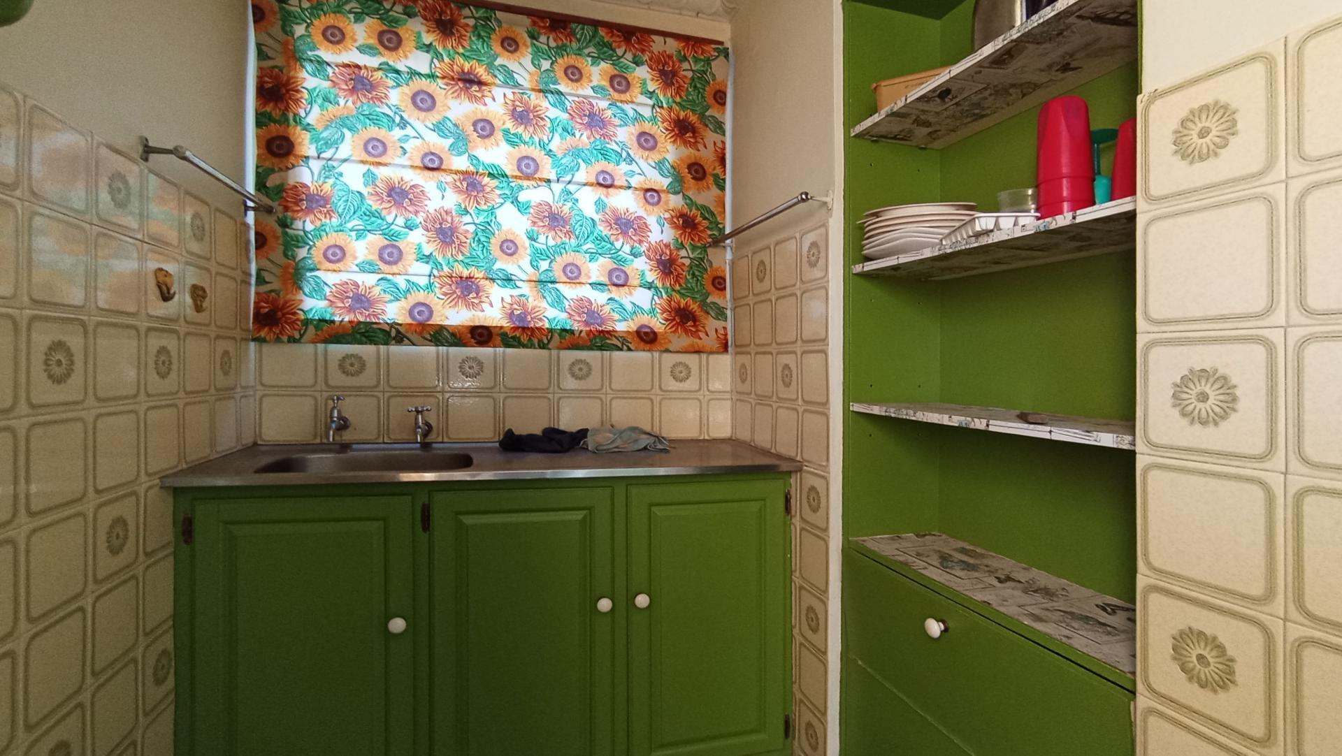 Scullery - 4 square meters of property in Kensington - JHB