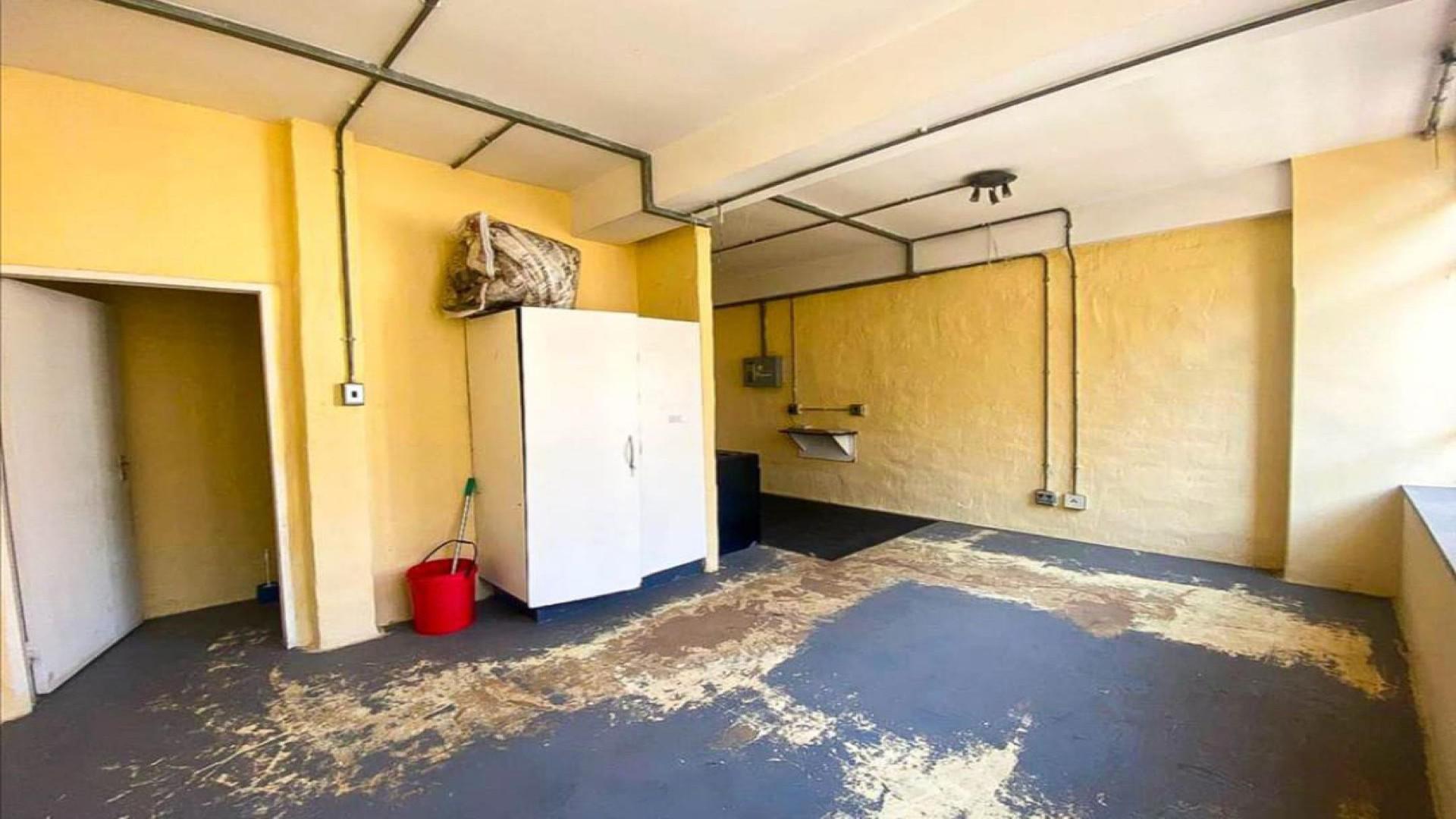 Lounges of property in Johannesburg Central