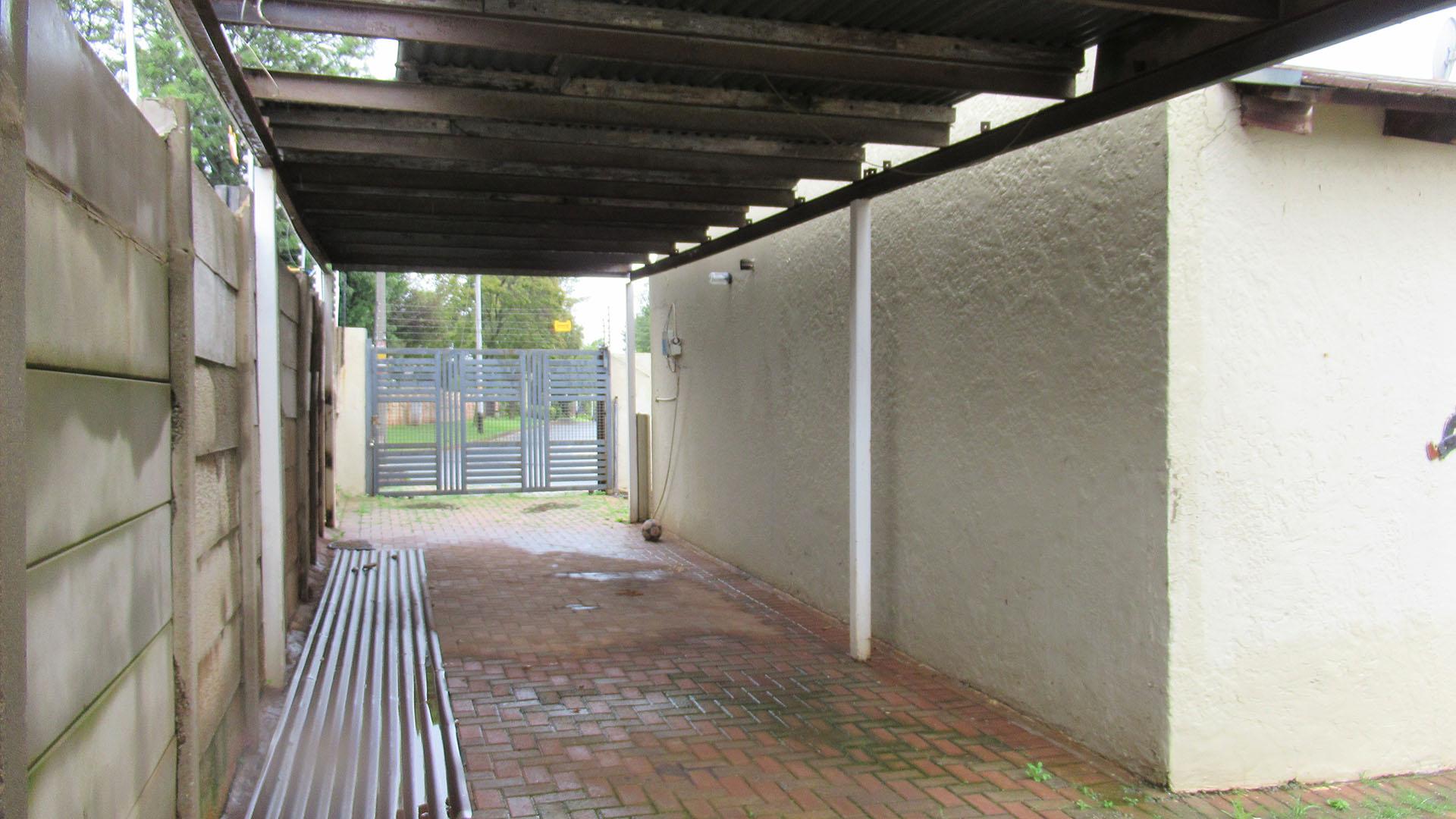 Spaces - 49 square meters of property in Mindalore