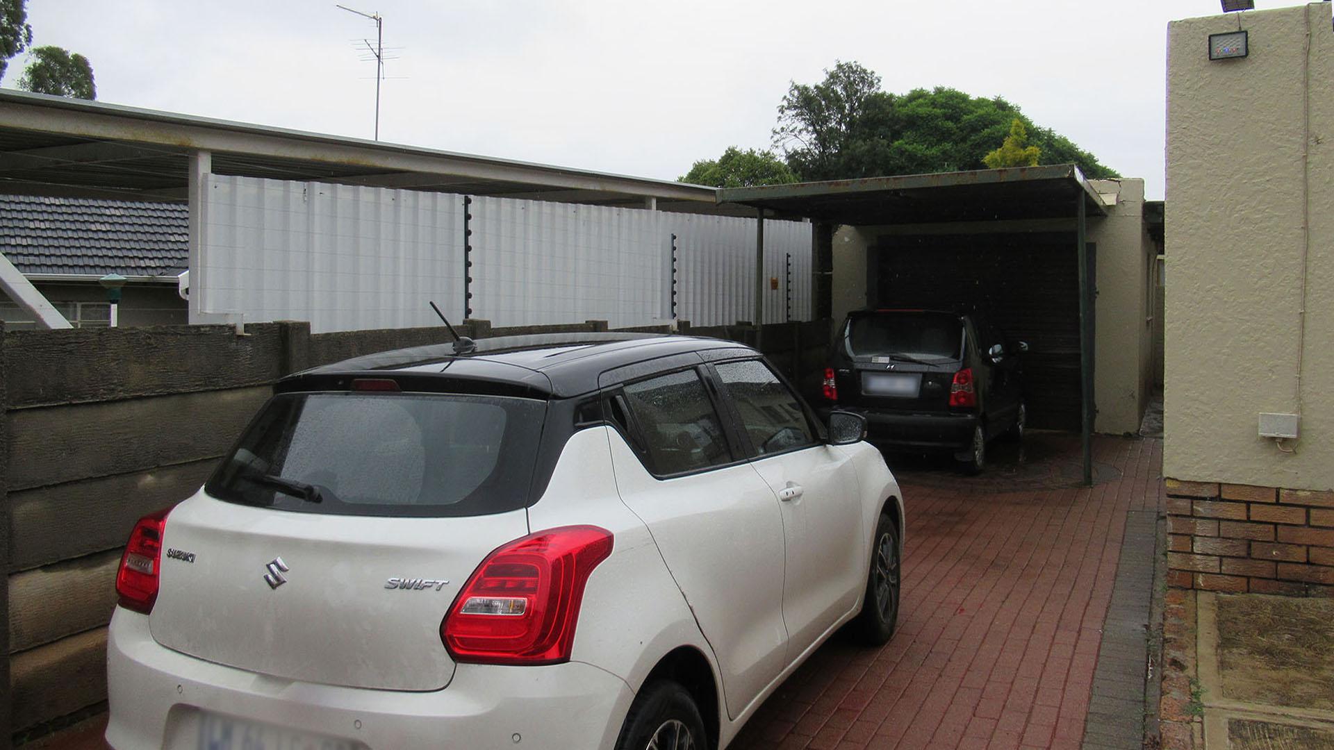 Front View of property in Mindalore