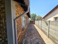  of property in Booysens