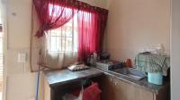 Kitchen - 7 square meters of property in The Orchards