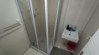 Bathroom 1 - 5 square meters of property in Zonnebloem