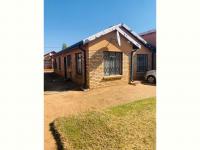 3 Bedroom 2 Bathroom House for Sale for sale in Bloemdustria