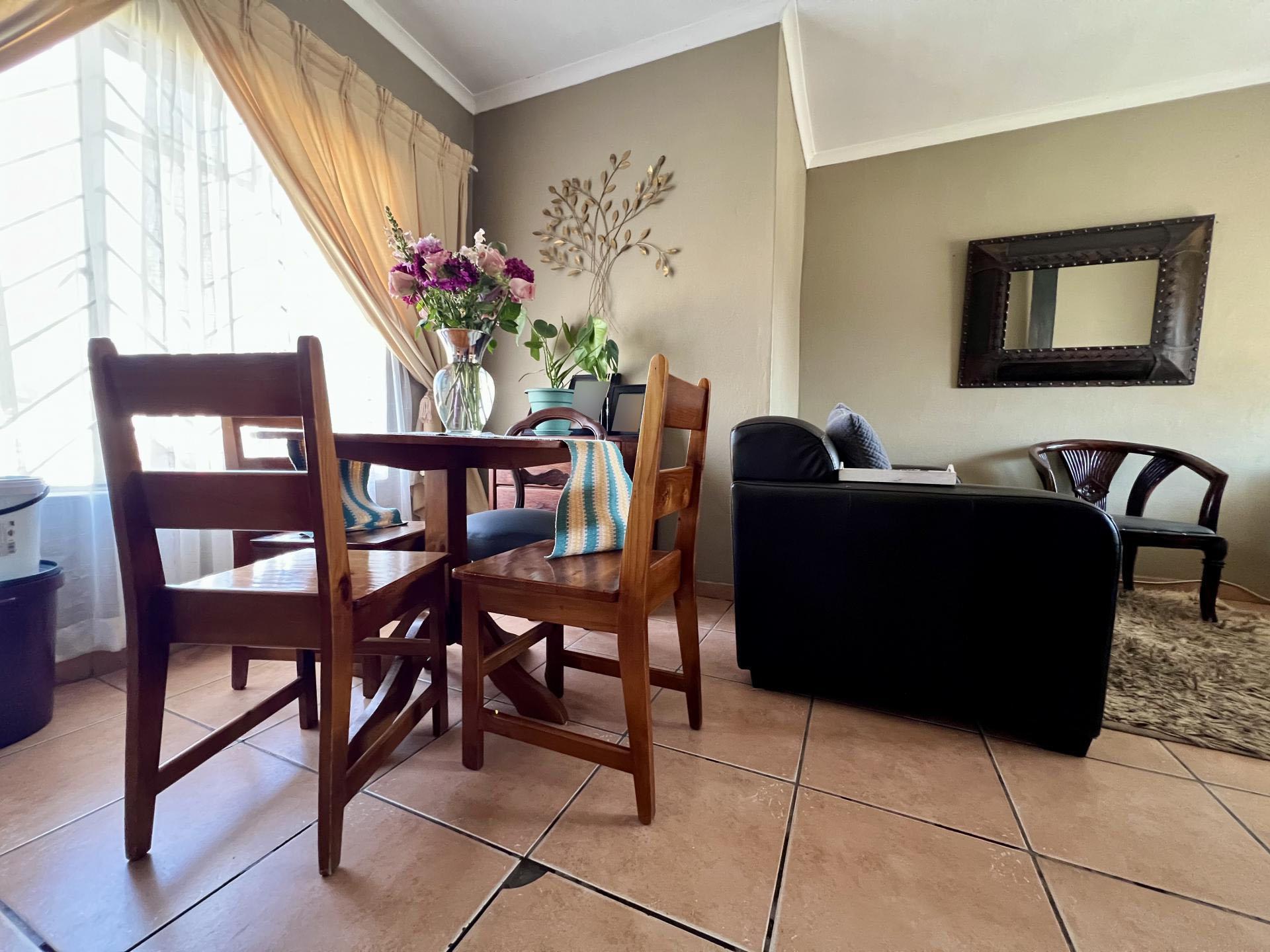 Dining Room of property in Ermelo