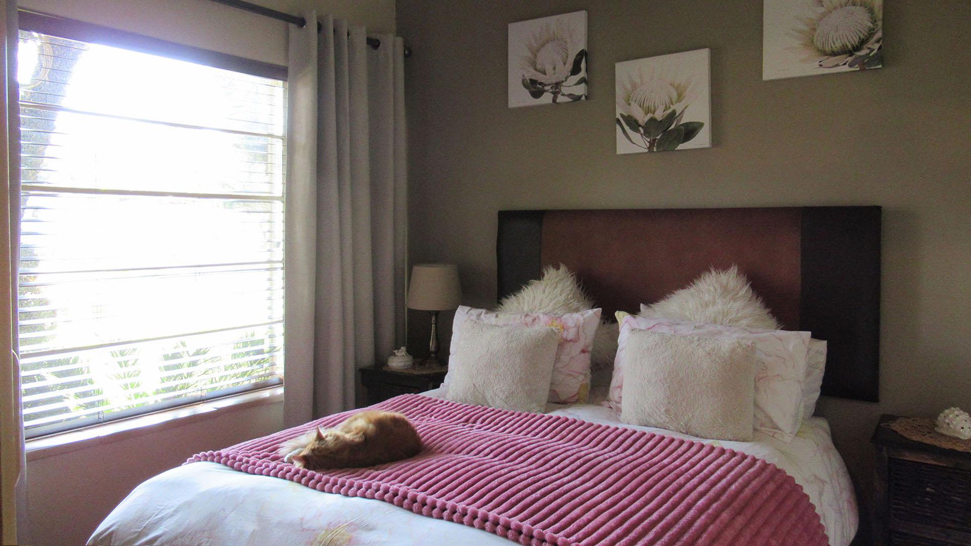 Bed Room 2 - 11 square meters of property in Lindhaven