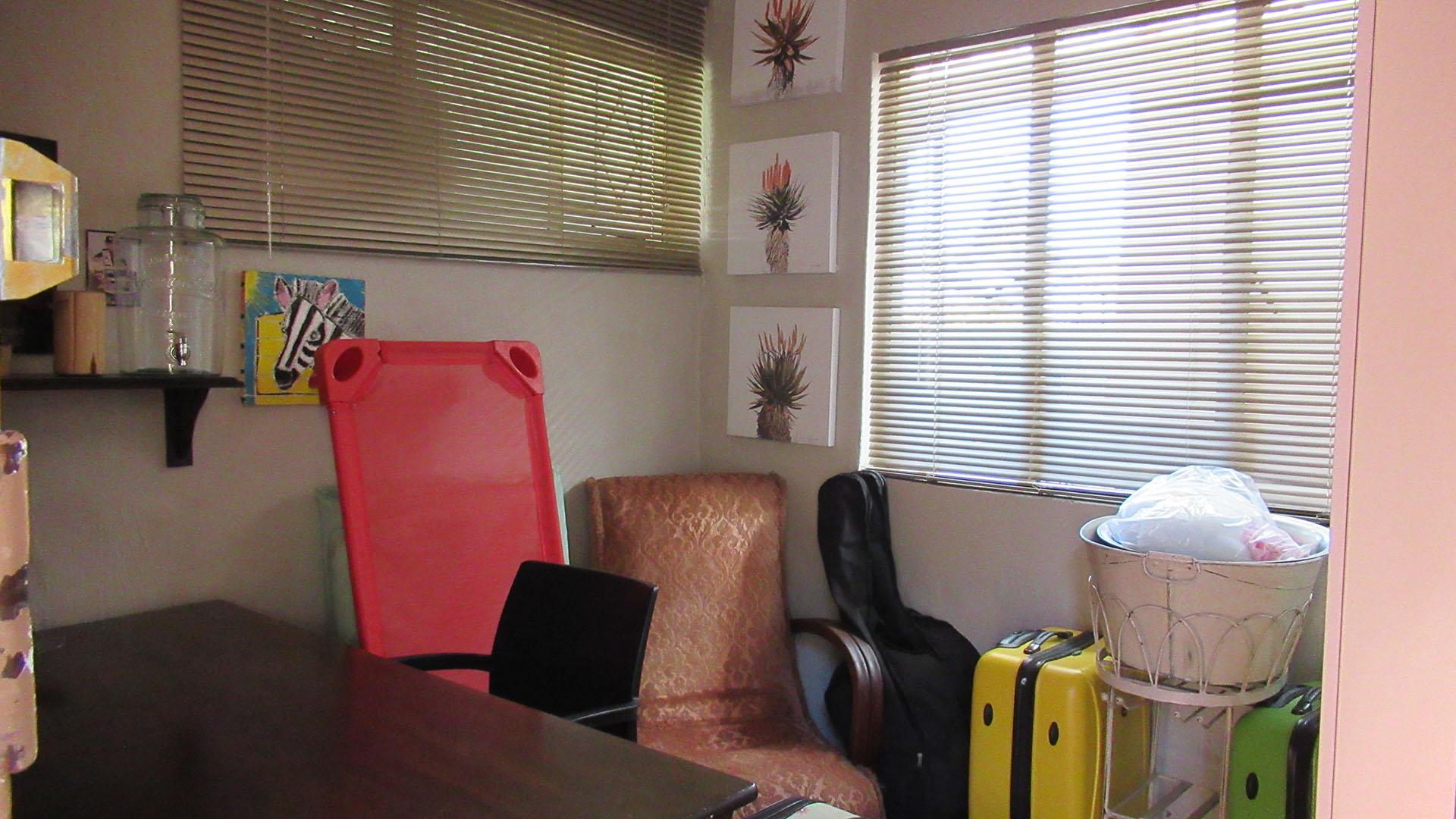 Staff Room - 9 square meters of property in Lindhaven